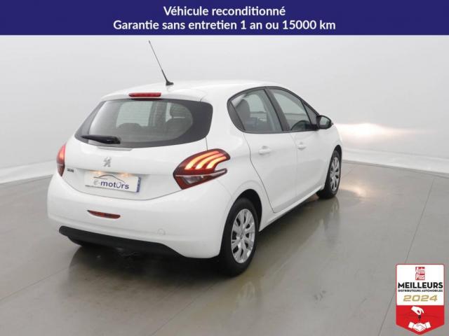 Peugeot 208 image 2