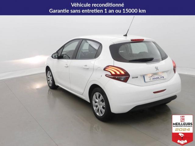Peugeot 208 image 9