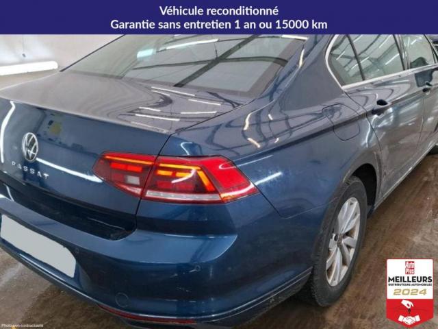 Volkswagen Passat image 1