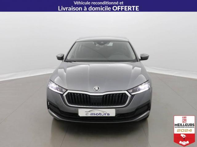 Skoda Octavia image 1