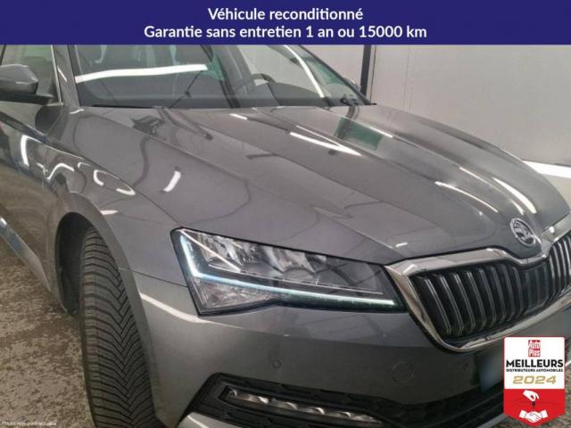 Skoda Superb Combi image 3