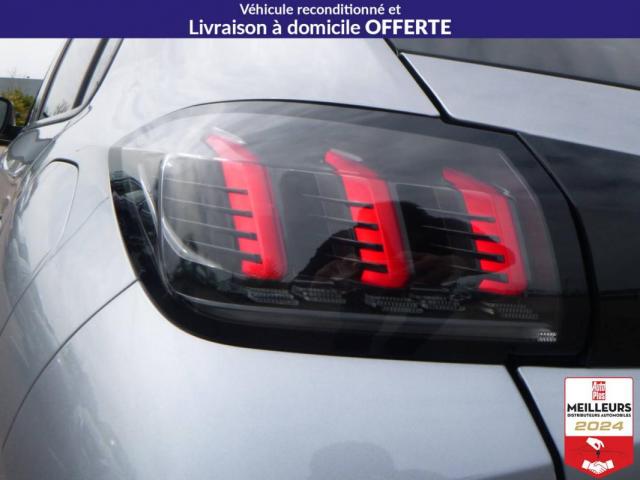 Peugeot 208 image 9