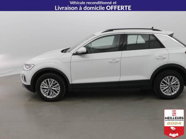 Volkswagen T-Roc image 2