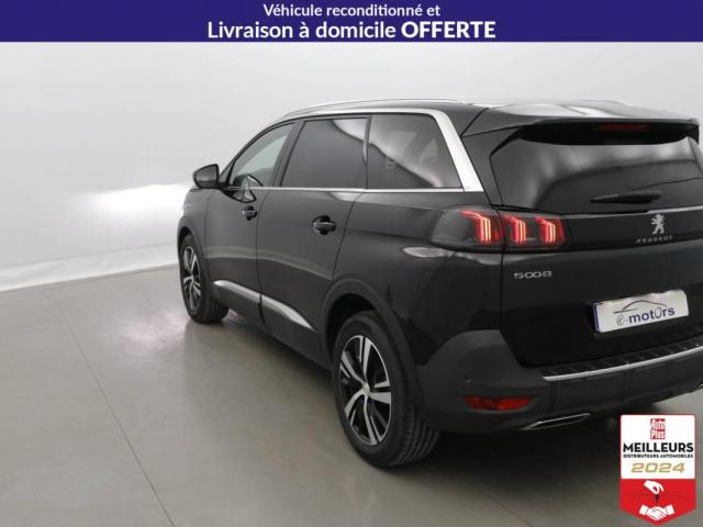 Peugeot 5008 image 2
