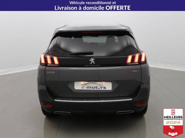 Peugeot 5008 image 2