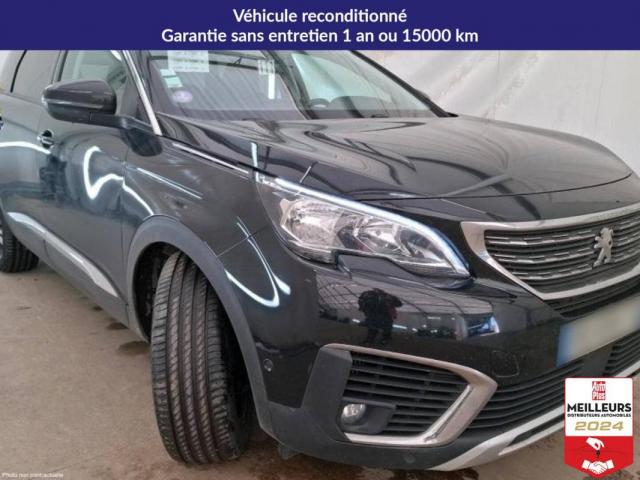 Peugeot 5008 image 1