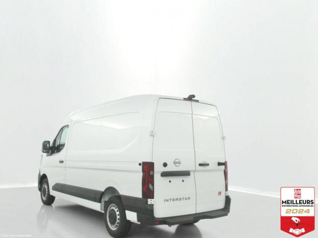 Nissan Interstar image 9