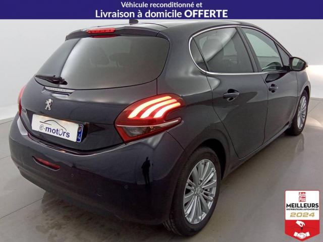 Peugeot 208 image 8