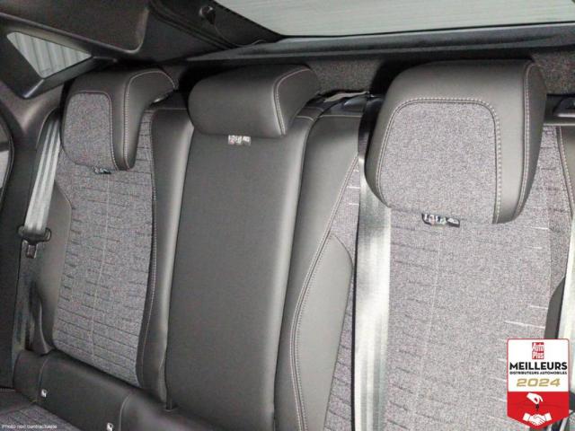 Peugeot 3008 image 2