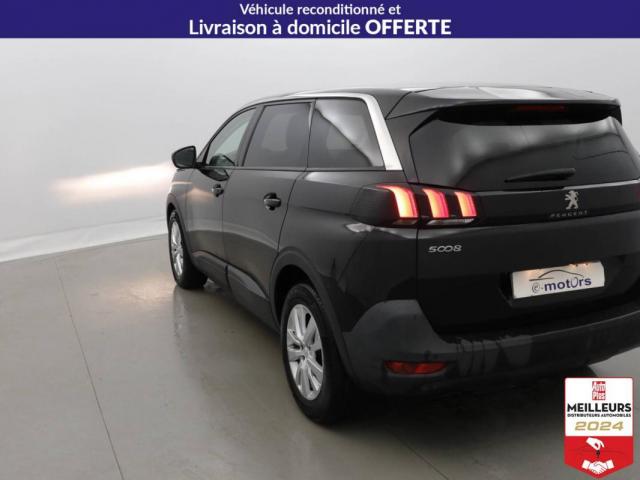 Peugeot 5008 image 8