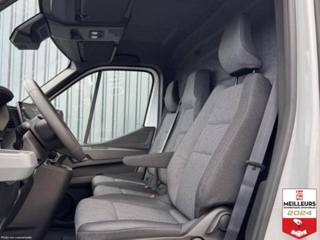 Renault Master image 9