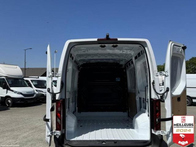 Renault Master image 6