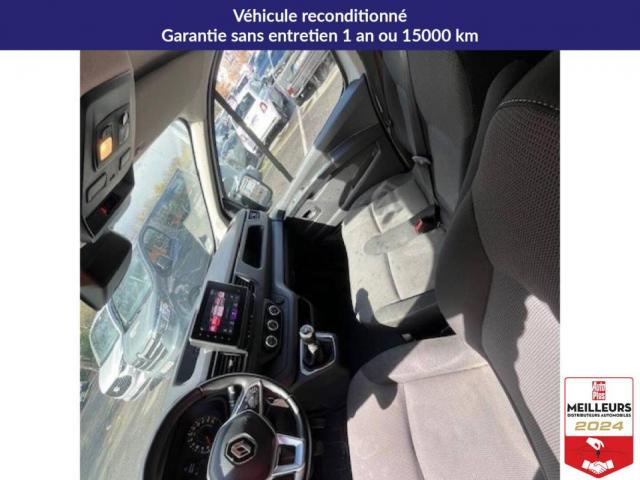 Renault Trafic image 1