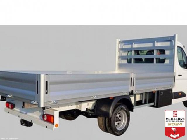 Renault Master image 1