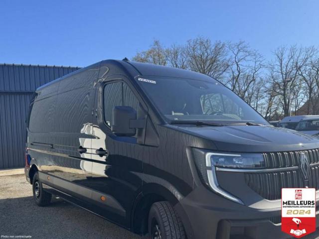 Renault Master image 2
