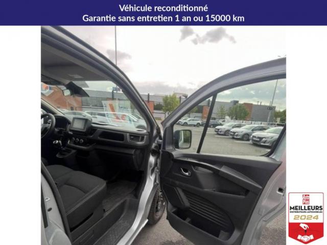 Renault Trafic image 8