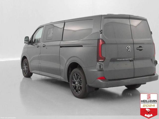 Volkswagen Transporter image 3