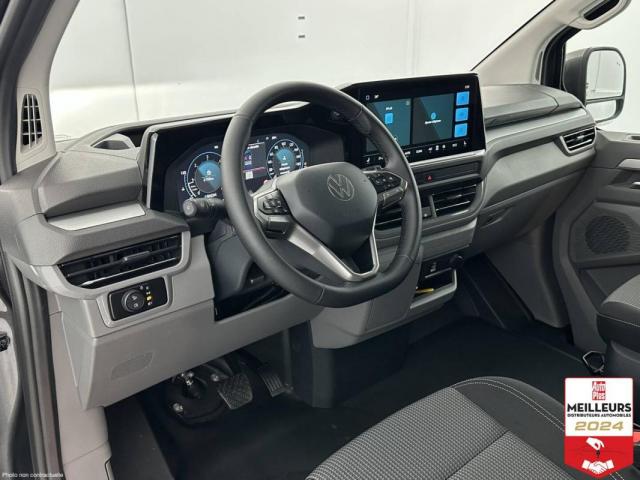 Volkswagen Transporter image 2