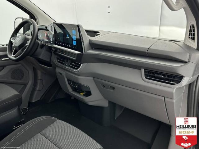 Volkswagen Transporter image 9