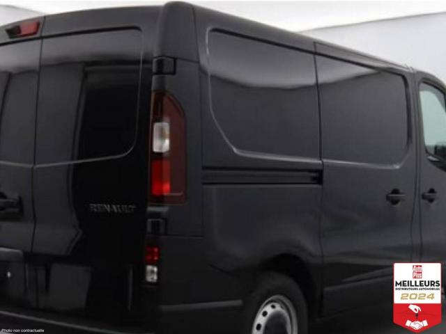 Renault Trafic image 2