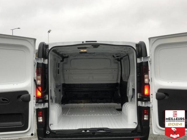 Renault Trafic image 8