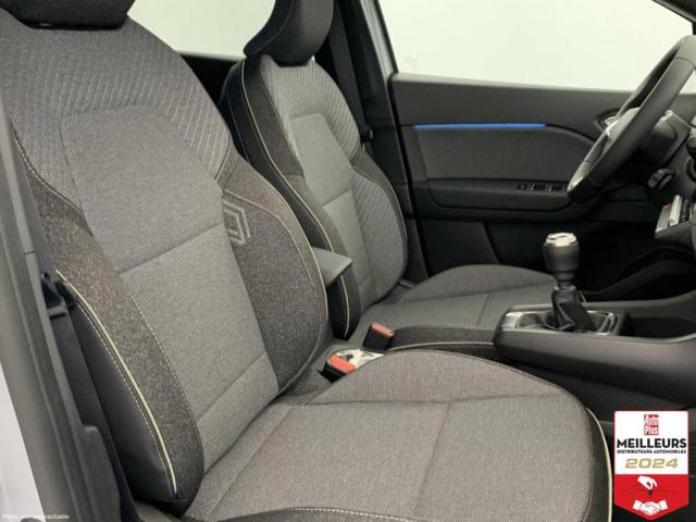 Renault Captur image 8