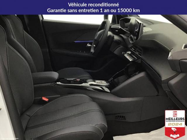 Peugeot 2008 image 8