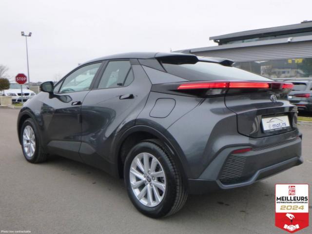 Toyota C-Hr image 5