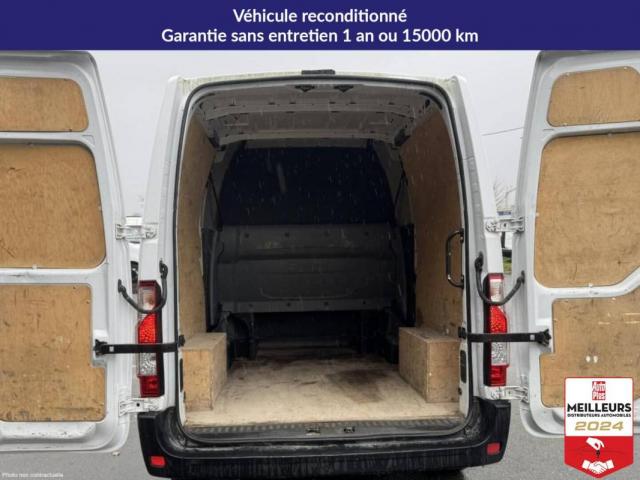 Renault Master image 1