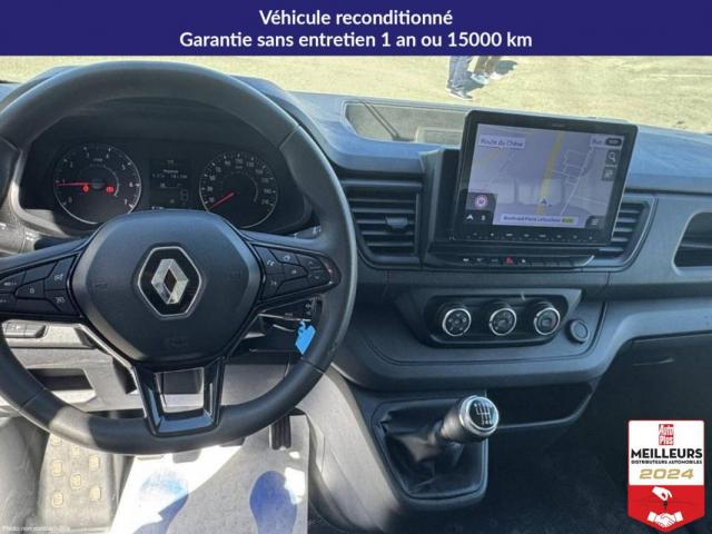 Renault Trafic image 2