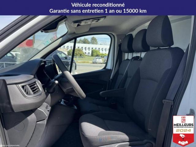 Renault Trafic image 9