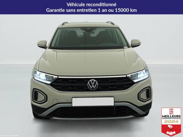Volkswagen T-Roc image 2