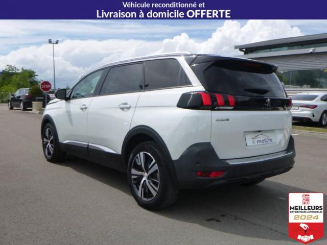 Peugeot 5008 image 9