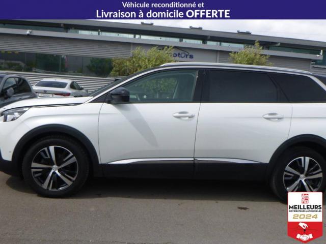 Peugeot 5008 image 8