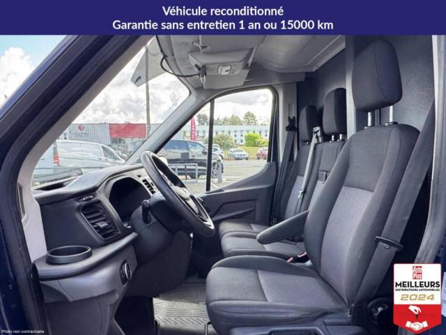 Ford Transit image 9