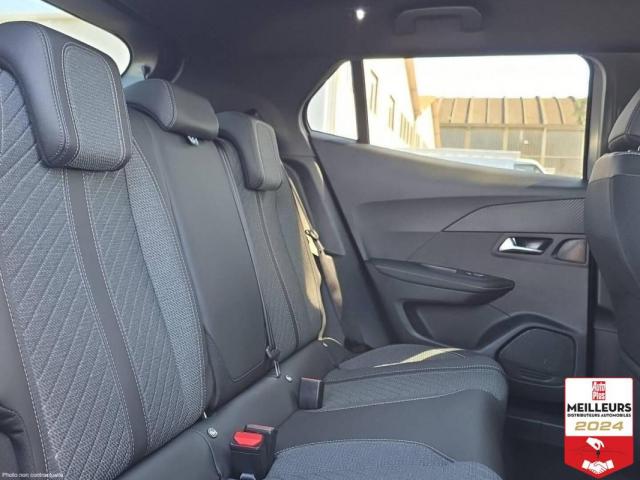 Peugeot 2008 image 6