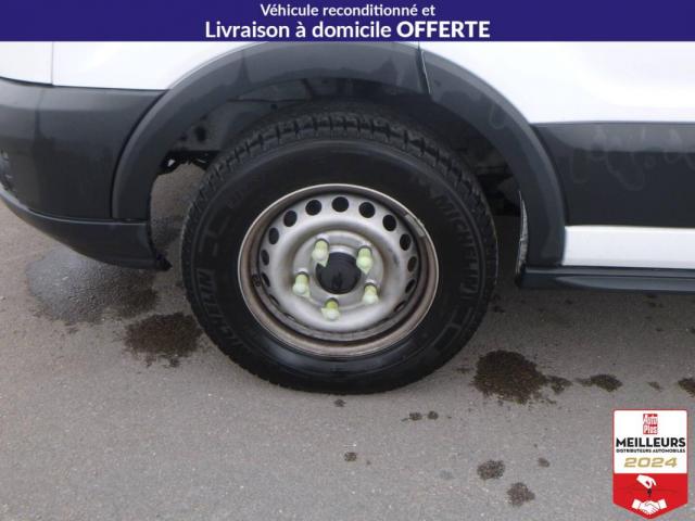 Ford Transit image 3