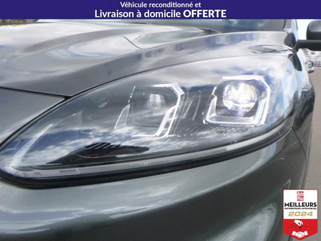 Ford Kuga image 9