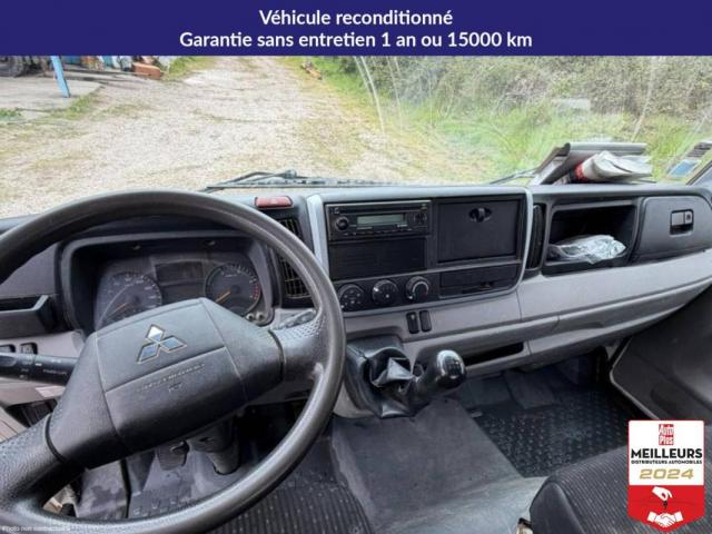 Mitsubishi Canter image 5