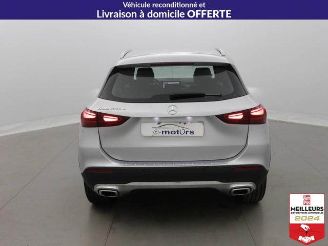 Mercedes Benz Gla image 1