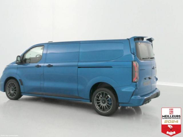 Ford Transit image 6