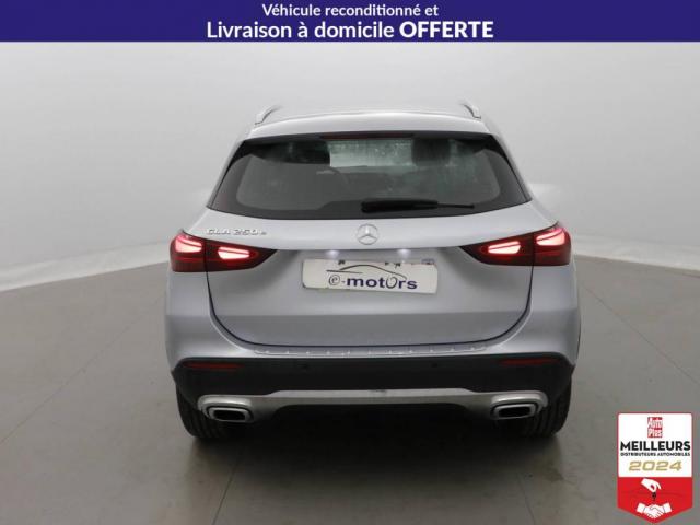 Mercedes Benz Gla image 2