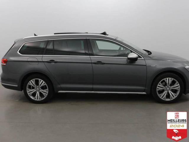 Volkswagen Passat Sw image 1