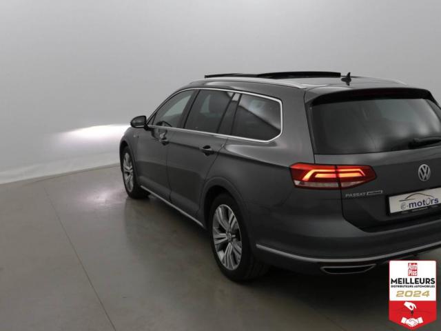 Volkswagen Passat Sw image 6