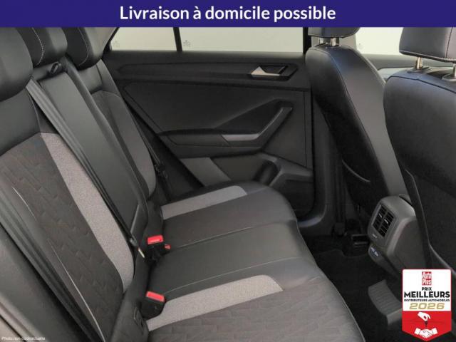 Volkswagen T-Roc image 7