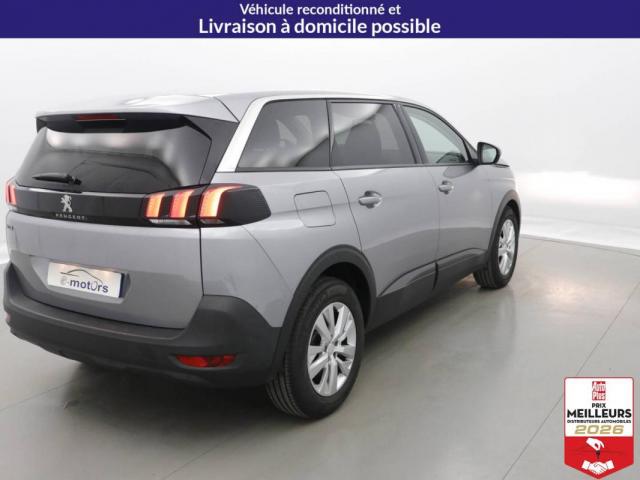 Peugeot 5008 image 8