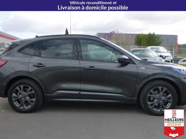 Ford Kuga image 7