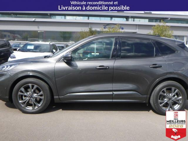 Ford Kuga image 8