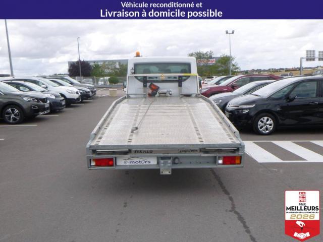 Ford Transit image 9