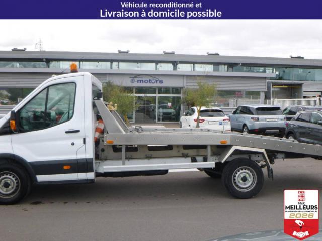 Ford Transit image 7